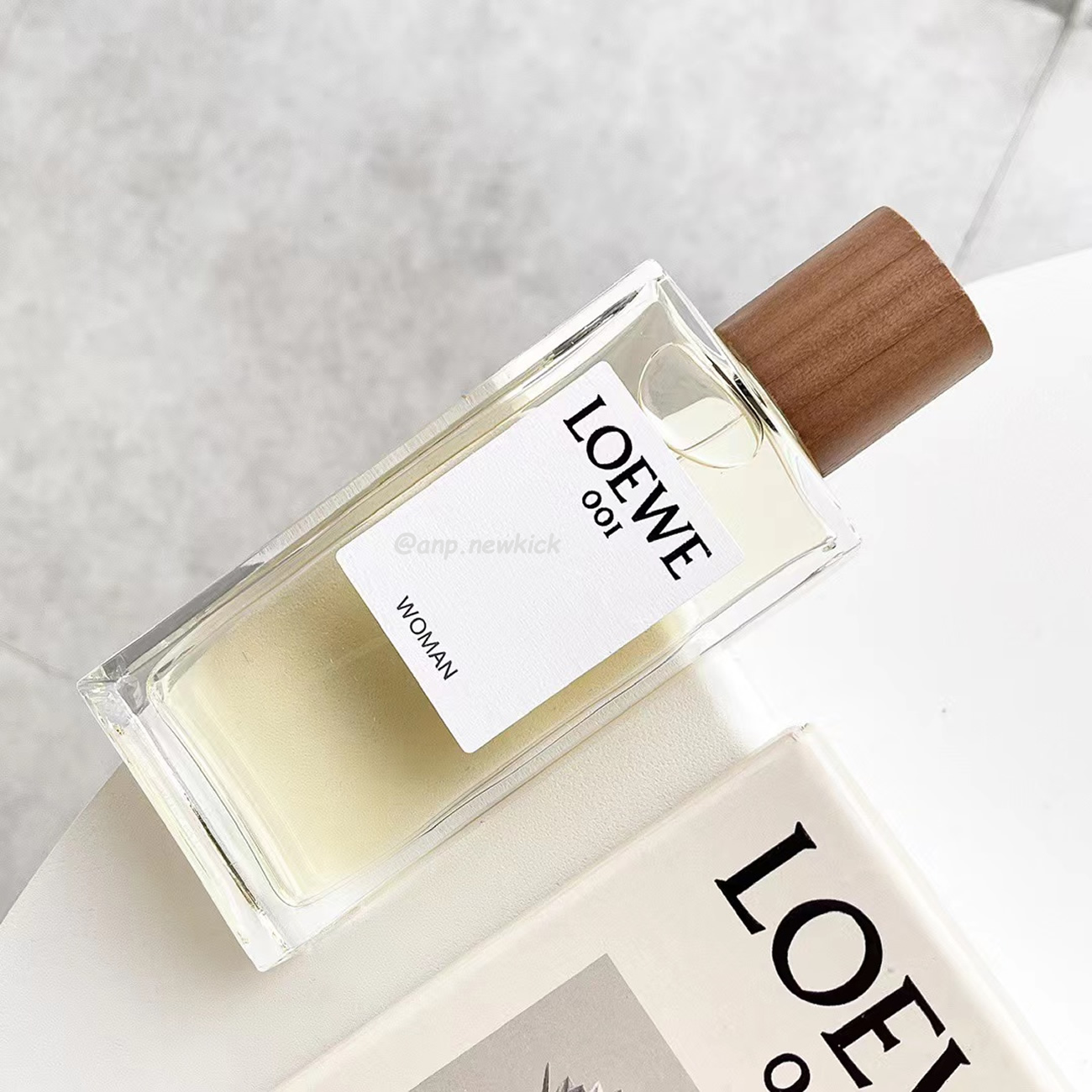 Loewe 001 Womens Edp 100ml (4) - newkick.app